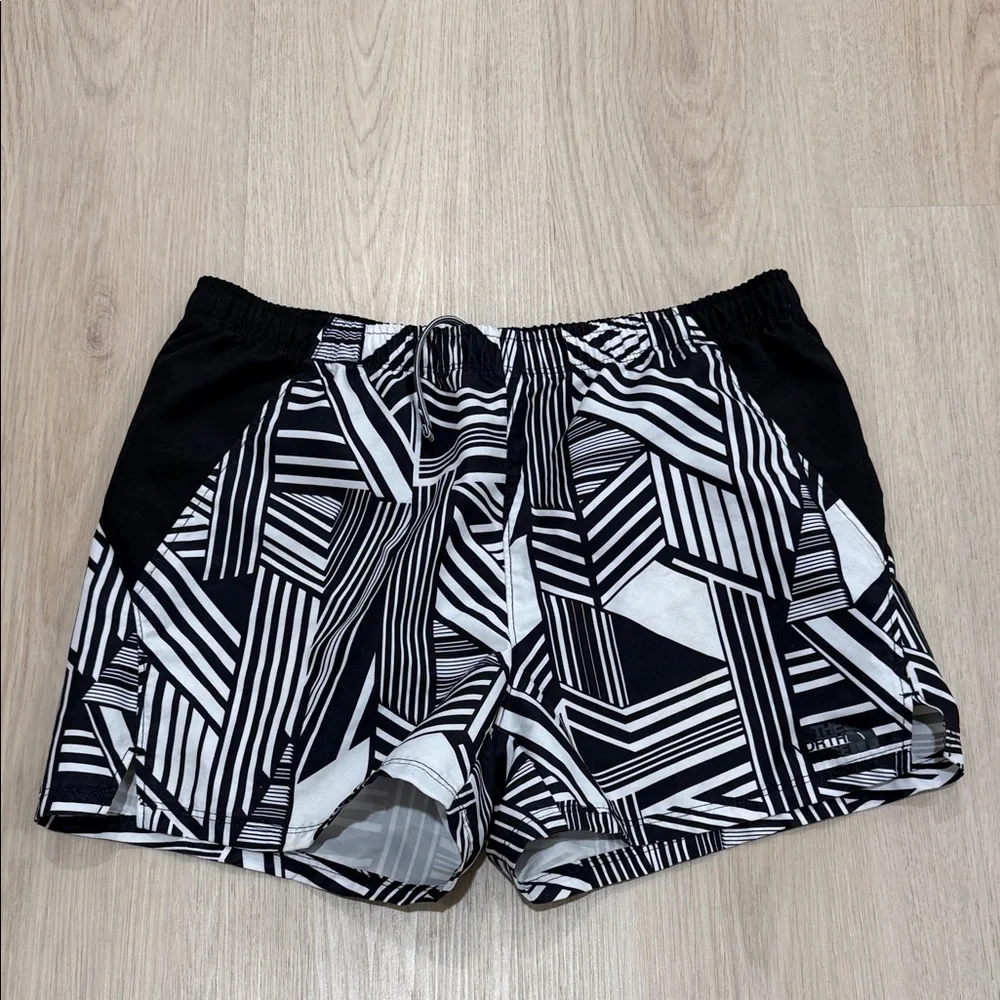 The North Face Large Black and White Geometric Patterned Shorts